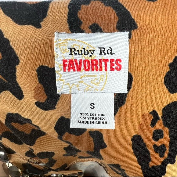 Ruby Rd. Animal Print 3/4 Sleeve Top - Picture 3 of 6